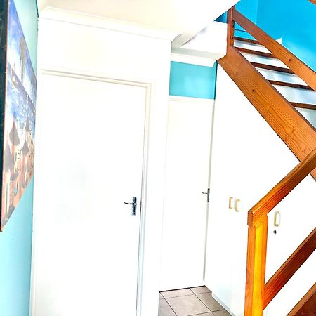Caline Vip Apartments, Beach Close Bloubergstrand Exterior foto
