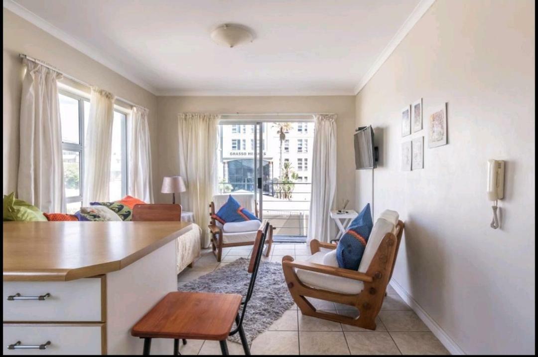 Caline Vip Apartments, Beach Close Bloubergstrand Exterior foto